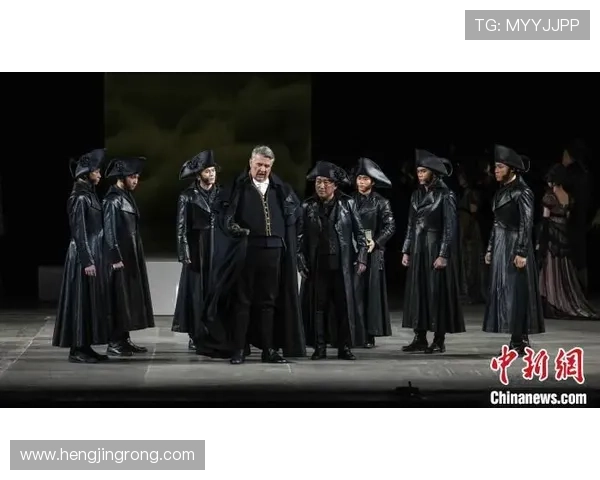 《君主之阳:定格璀璨,诉说永恒》——一组影史经典剧照的深度解析 《君主之阳:定格璀璨,诉说永恒》——一组影史经典剧照的深度解析